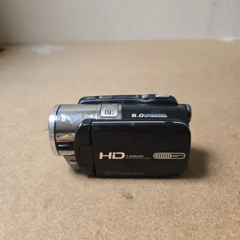 DVC CAMCORDER WITH 5.0X OPTICAL ZOOM β HD 1080P