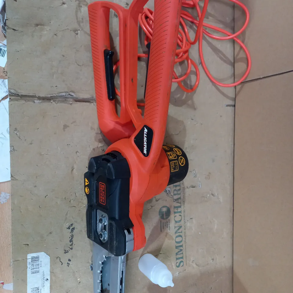 BLACK+DECKER ALLIGATOR POWERED LOPPER 550 W WITH CHAINSAW