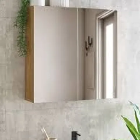 BOXED CARINA MIRRORED BATHROOM WALL CABINET - OAK