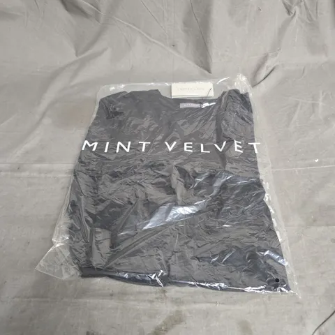 MINT VELVET COTTON FRILL T-SHIRT IN BLACK SIZE M