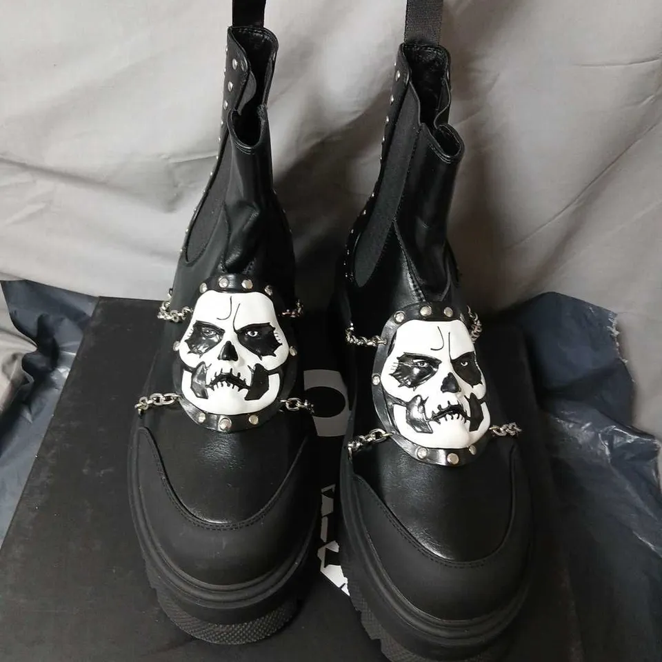 KOI X GHOST SECULAR HAZE PAPA EMERITUS II MEN’S PLATFORM BOOTS – UK9, BLACK