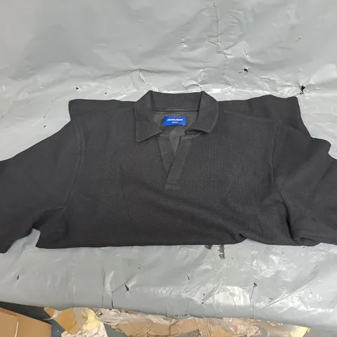 JACK & JONES ISLINGTON TEXTRURED POLO SHIRT SMALL BLACK