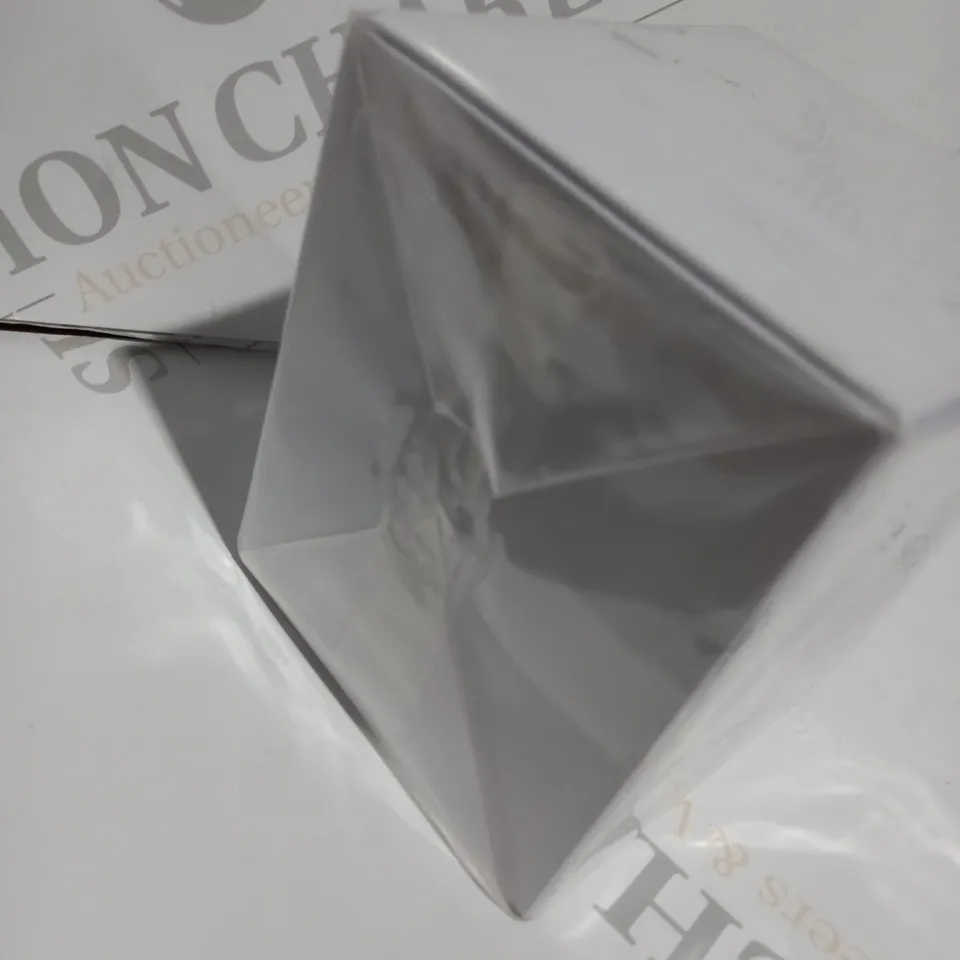 THE WHITE COMPANY LONDON SEALED CALM CANDLE JUNIPER BERRY, CLARY SAGE & YLANG YLANG