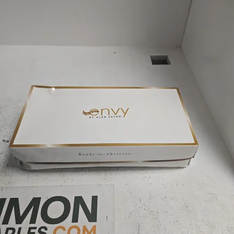 ENVY BY ALAN EATON WIG – READY-TO-WEAR, BOXED CHARLOTTE IN SPARKLING CHAMPAGNE