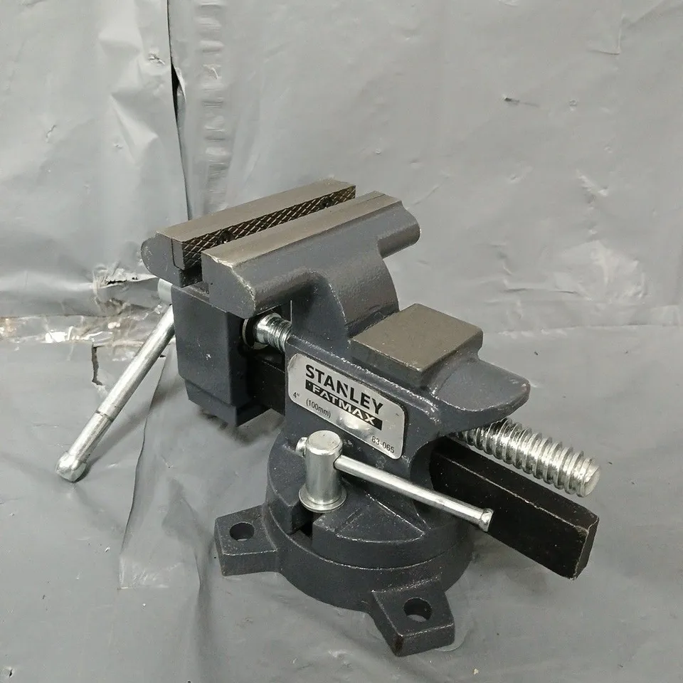 STANLEY 100MM WORKSHOP VICE