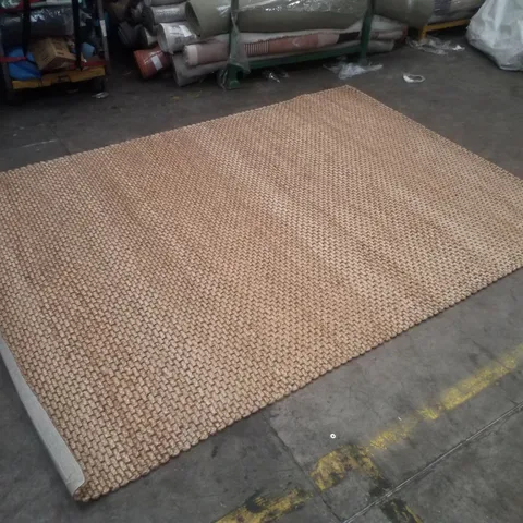QUALITY DESIGNER AREA RUG APPROXIMATELY 200×280CM