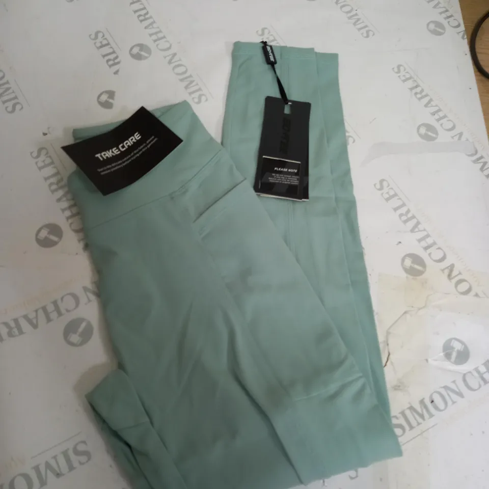 BO AND TEE GREEN LEGGINGS SIZE XS 