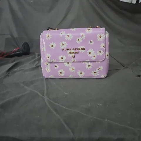 KURT GEIGER LONDON DAISY PRINT MINI BAG – LILAC