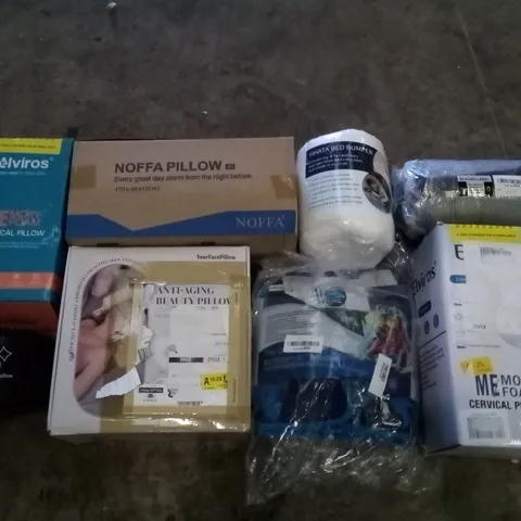 PALLET OF ASSORTED ITEMS INCLUDING ELVIROS MEMORY FOAM CERVICAL PILLOW, NOFFA PILLOW, ANTI-AGING BEAUTY PILLOW, TRAVEL PILLOW, BED BUMPER, KIDS LIFE JACKET