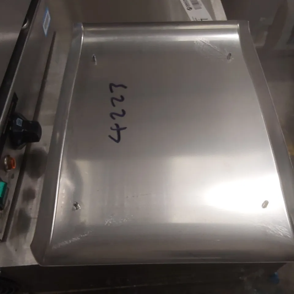 COMMERCIAL PIZZA CAPPER MACHINE