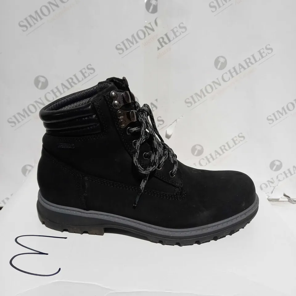 ADESSO BLACK WATERPROOF BOOTS - SIZE 5 - BOXED