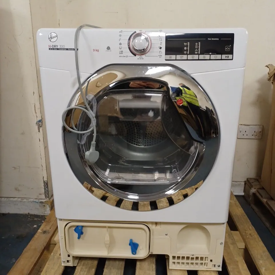 HOOVER H-DRY 300 HLEC9TCE FREESTANDING CONDENSER TUMBLE DRYER, WHITE [COLLECTION ONLY]