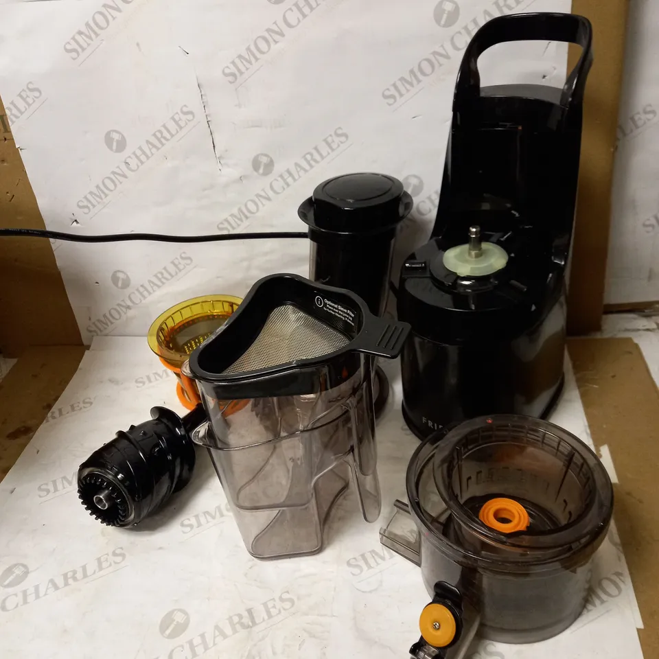 FRIDJA MASTICATING JUICER F1900