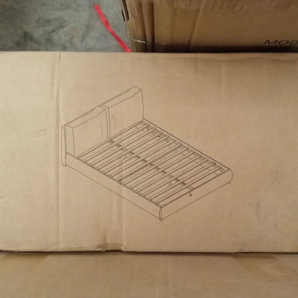 BOXED OTTOMAN BED FRAME//KING - WHITE (2 BOXES)