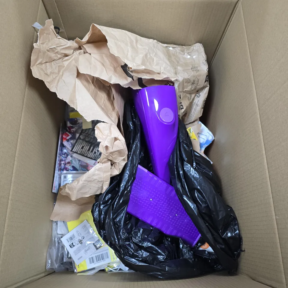 BOX OF APPROXIMATELY 15 HOUSEHOLD ITEMS TO INCLUDE FLASH MOP PARTS, SALTER MECHANICAL SCALE AND SAMSUNG PHONE CASE