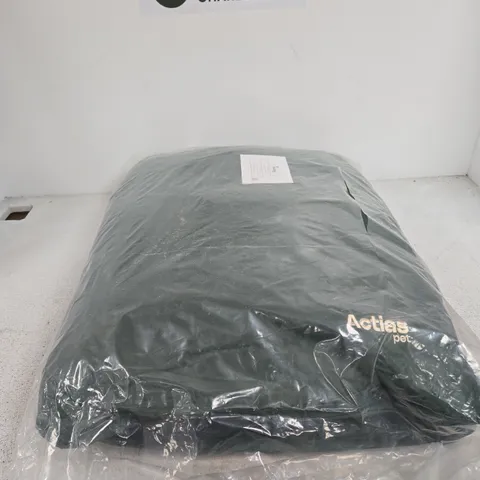 ACTIAS PET LARGE SOFT PET BED – BAGGED 