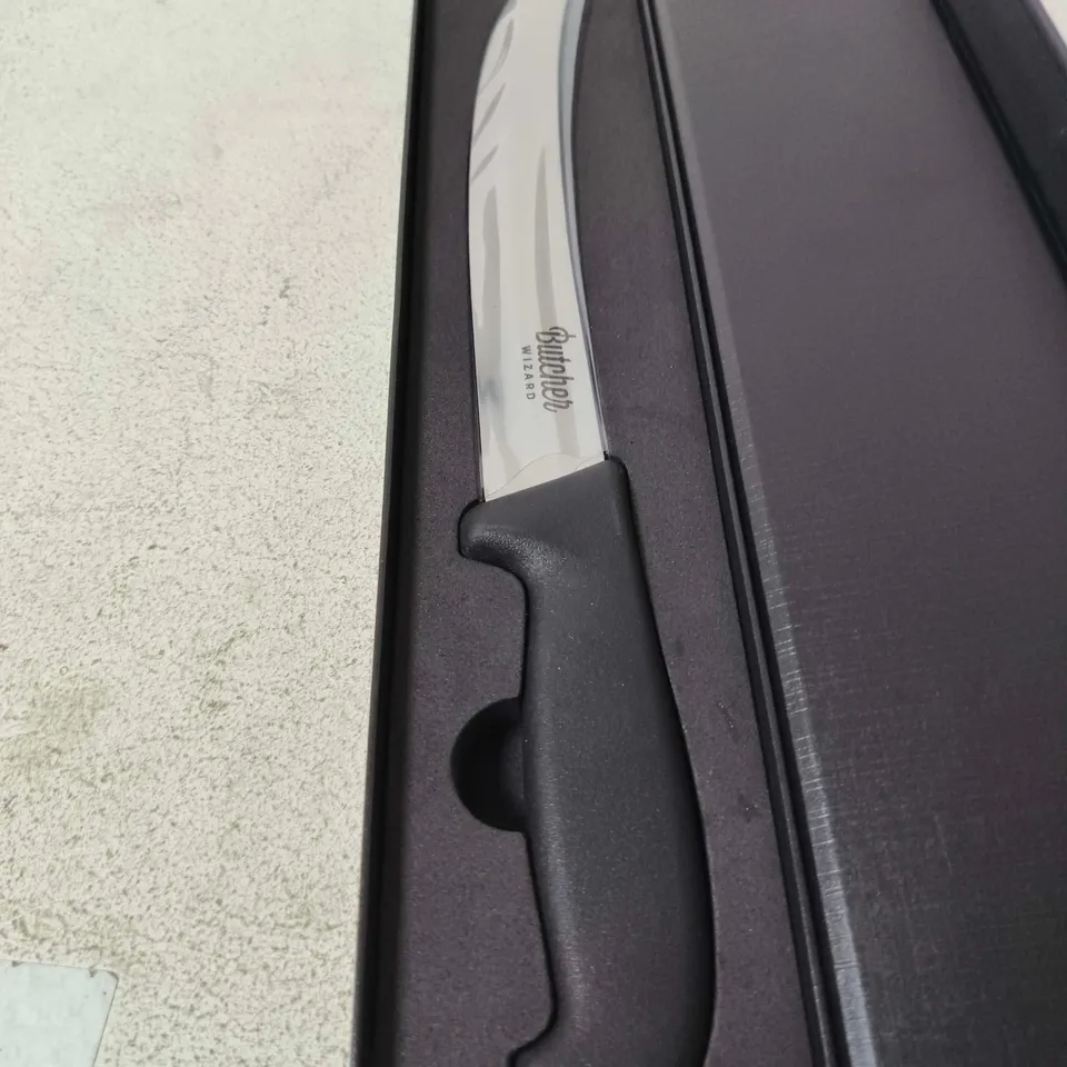 BUTCHER WIZARD CURVED KITCHEN KNIFE – STAINLESS STEEL BLADE IN PRESENTATION BOX