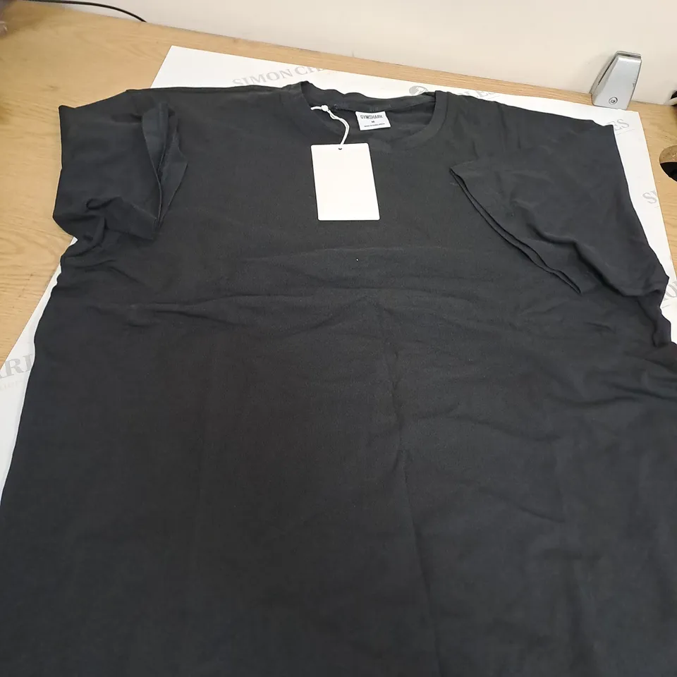 BLACK GYMSHARK T-SHIRT SIZE M 