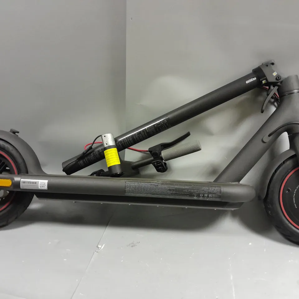 XIAOMI ELECTRIC SCOOTER - COLLECTION ONLY
