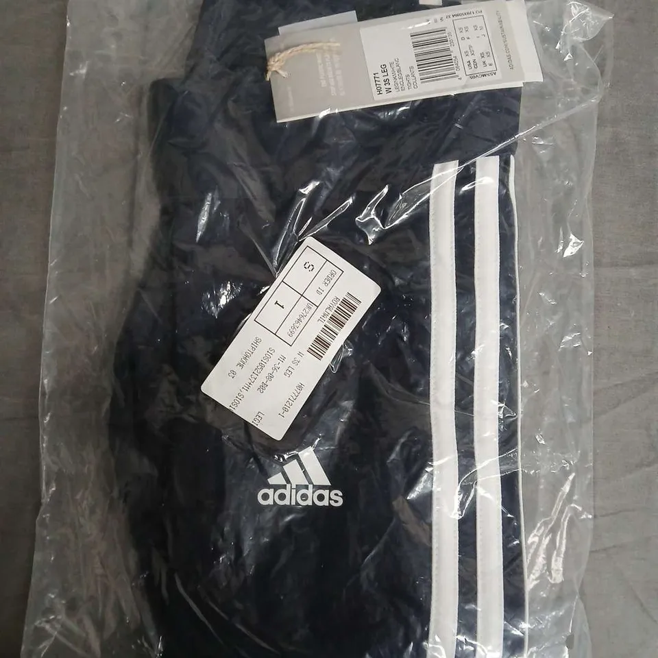 BAGGED ADIDAS WOMENS 3 STRIPE LEGGINGS IN NAVY - XS