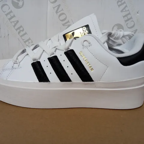 BOXED PAIR OF ADIDAS SUPERSTAR TRAINERS (WHITE/BLACK), SIZE 5 UK