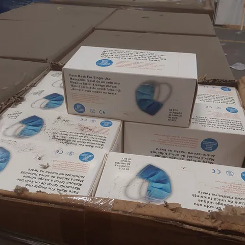 PALLET CONTAINING A VERY LARGE QUANTITY OF MEDICAL FACE MASKS