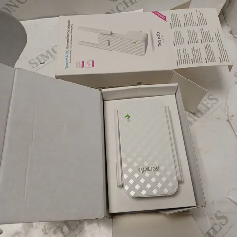 WIRELESS N300 UNIVERSAL RANGE EXTENDER MODEL A9