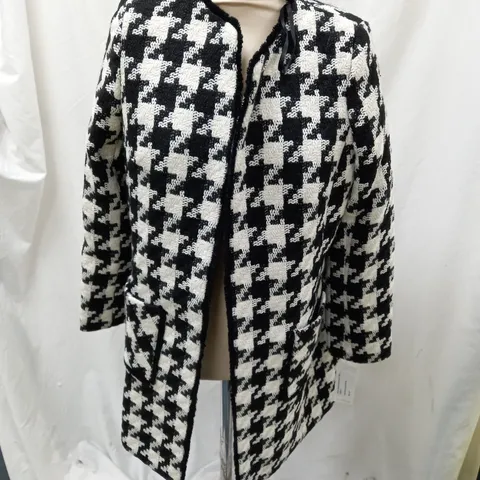 HELENE BERMAN OPEN FRONT COAT - 14