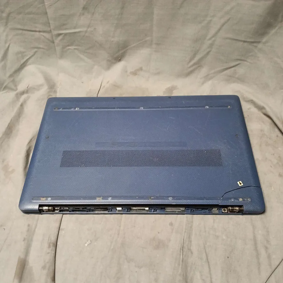 HP LAPTOP. BLUE