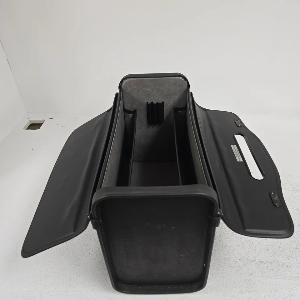 POTTERTON CASES LOMBARD CASE BLACK
