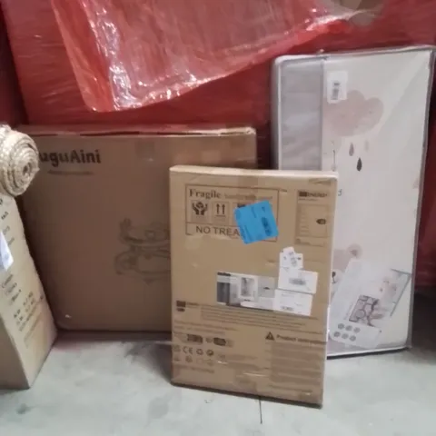 PALLET OF ASSORTED HOUSEHOLD GOODS AND PRODUCTS TO INCLUDE;BABY CRAWLER,PLAYMATS,BATHROOM MIRROR 