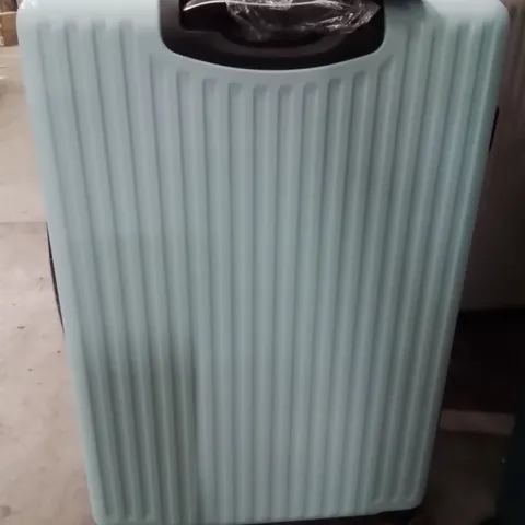 LUGG VACAY TRAVEL SUITCASE LIGHT BLUE 