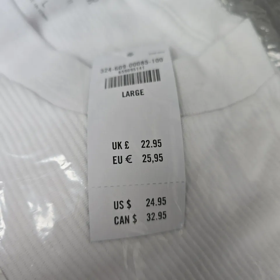 BAGGED HOLLISTER BOXY FIT WHITE TSHIRT - LARGE
