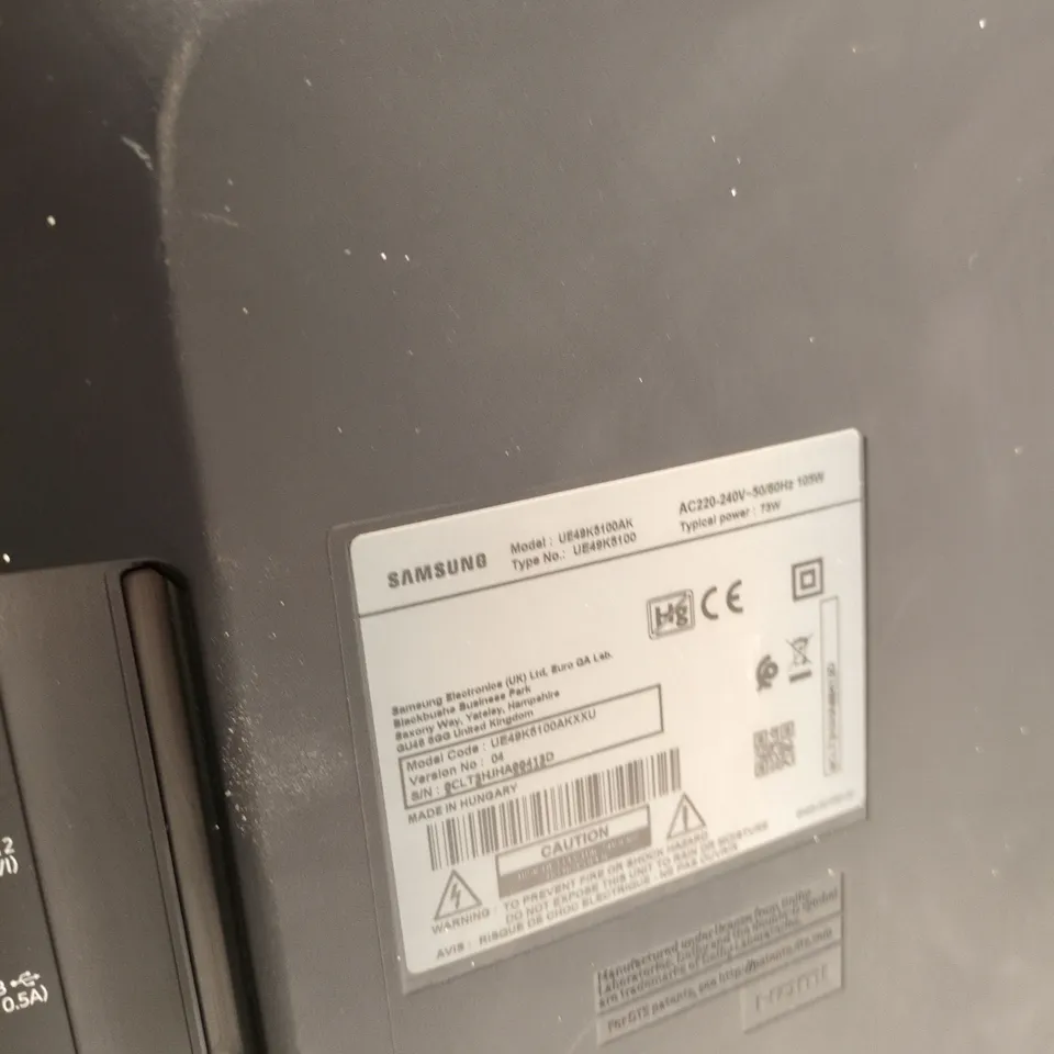 SAMSUNG 49-INCH LED TV
