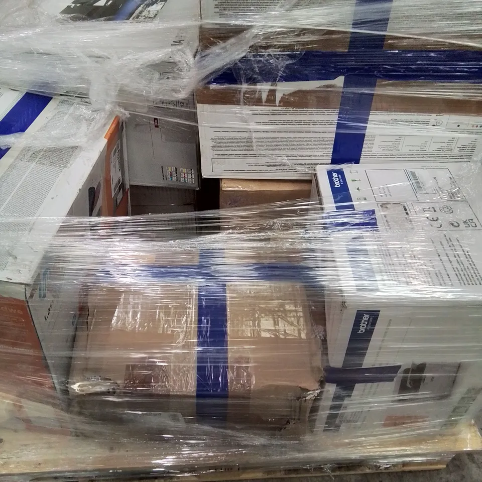 PALLET OF APPROXIMATELY 8 UNPROCESSED RAW RETURN HOUSEHOLD AND ELECTRICAL GOODS TO INCLUDE;