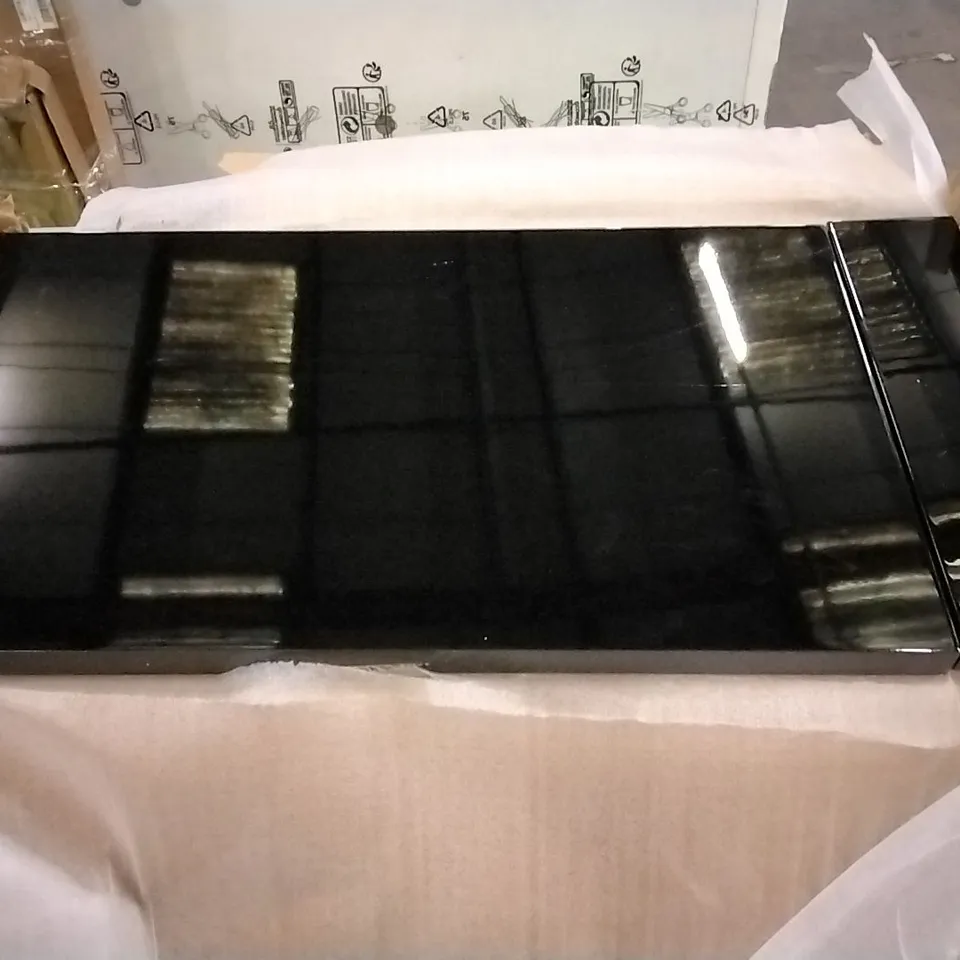 BOXED CUBA LEFT HAND BLACK WORKTOP 