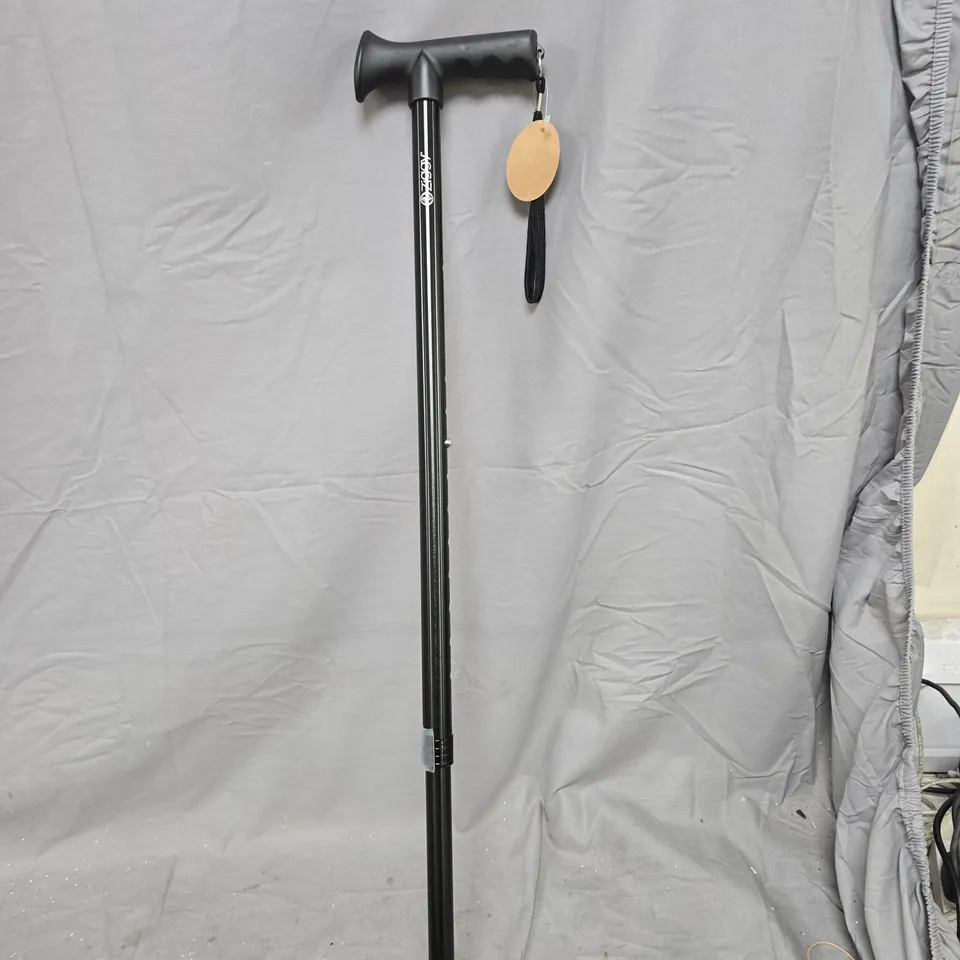 ADJUSTABLE TREKKING POLE / WALKING STICK – BLACK WITH T-HANDLE