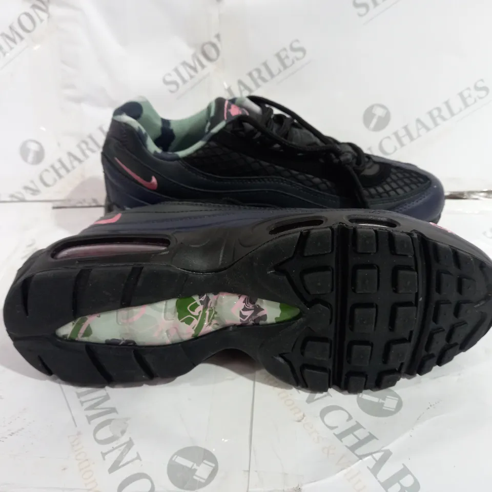 NIKE AIR MAX 95 SP X CORTEIZ PINK BEAM SIZE 7