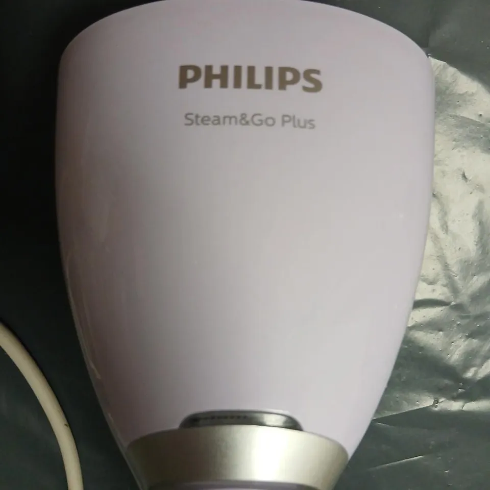 PHILIPS STEAM&GO PLUS HANDHELD GARMENT STEAMER