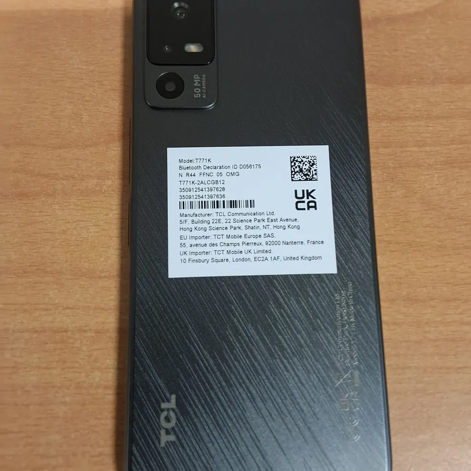BOXED TCL 40 R5G 64GB IN STARLIGHT BLACK - T771K
