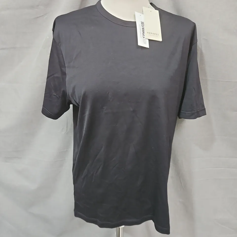 SUNSPEL CLASSIC SHORT SLEEVE T IN BLACK SIZE L