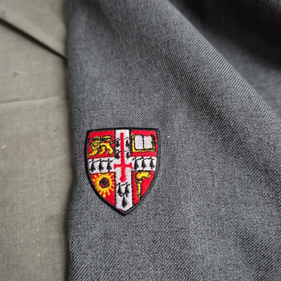 GREY PRICE & BUCKLAND TAILORING DRESS WITH EMBROIDERED CREST PATCH, SIZE 34