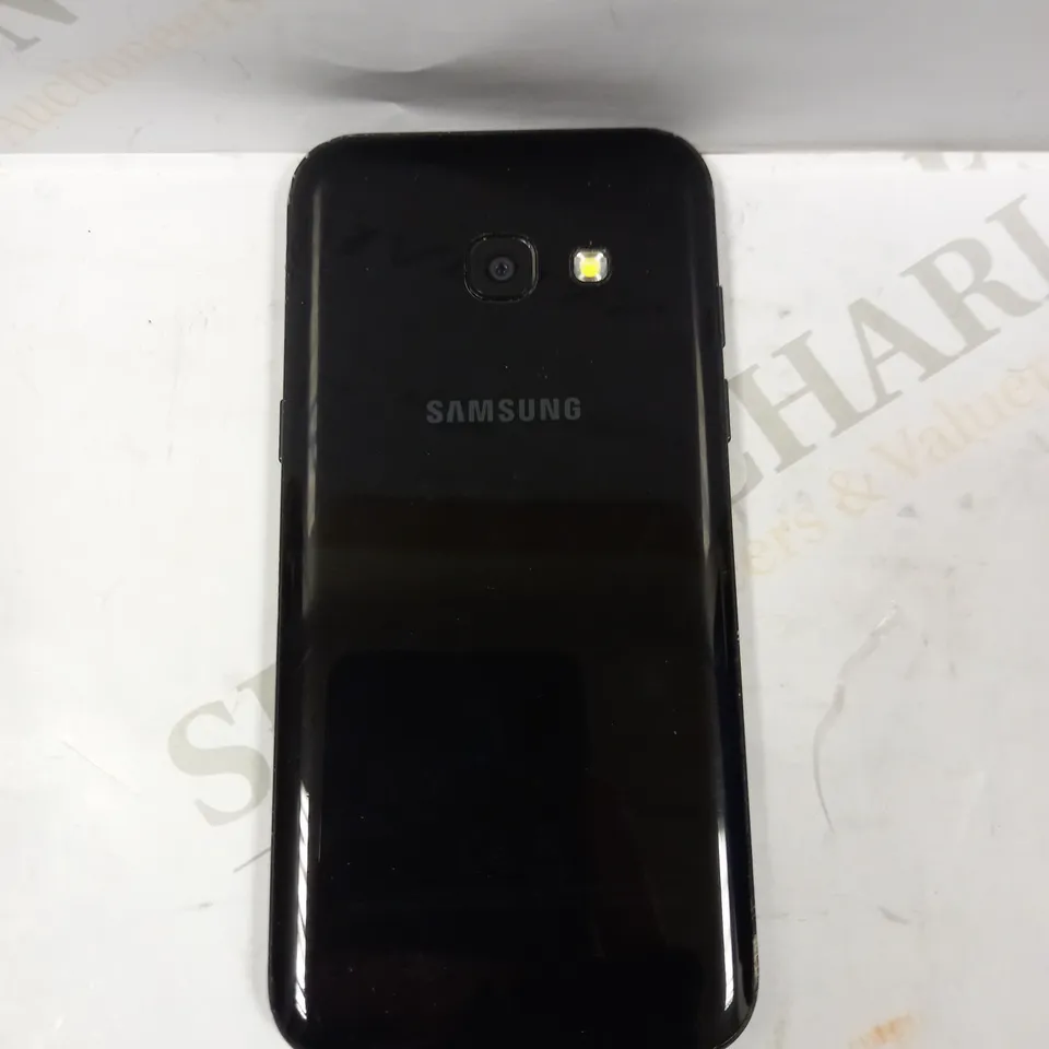 SAMSUNG GALAXY A3
