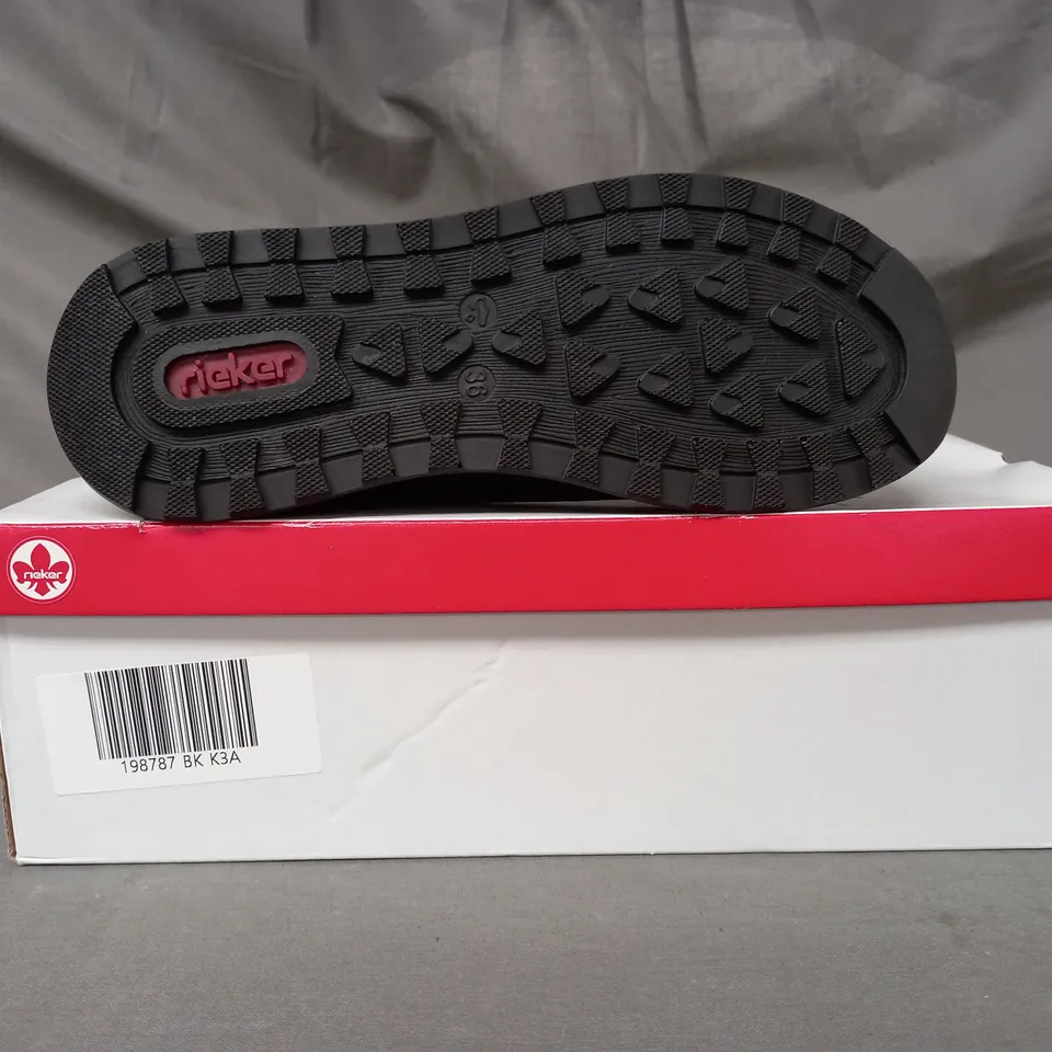 BOXED PAIR OF RIEKER ZIP TRAINERS IN BLACK SIZE 3.5