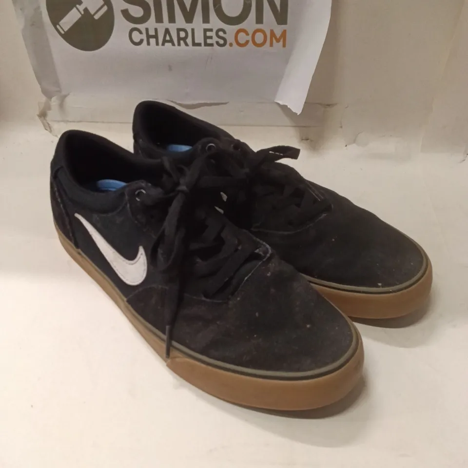 NIKE SNEAKERS, BLACK WITH WHITE SWOOSH UK8.5