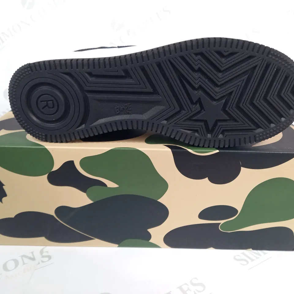 BOXED PAIR OF BAPE TRAINERS IN BLACK/WHITE EU SIZE 41