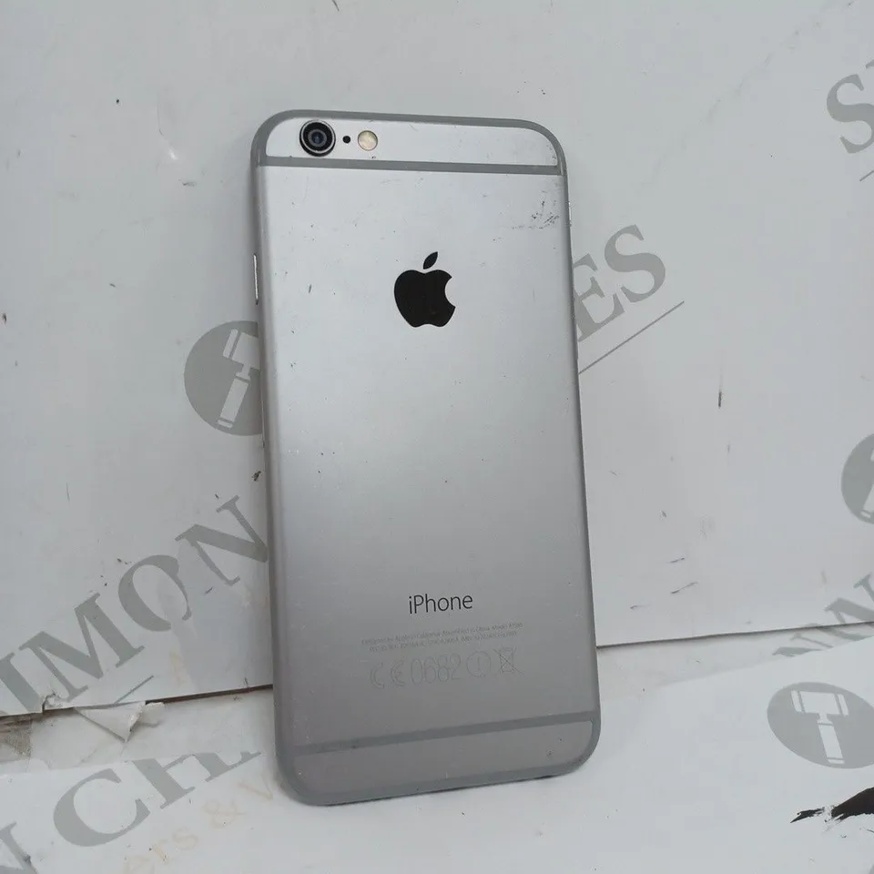 UNBOXED APPLE IPHONE 6 IN SILVER 