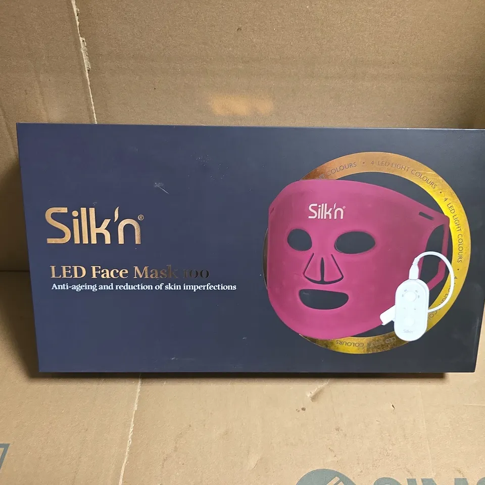 BOXED SILK'N LED FACE MASK 100 RED