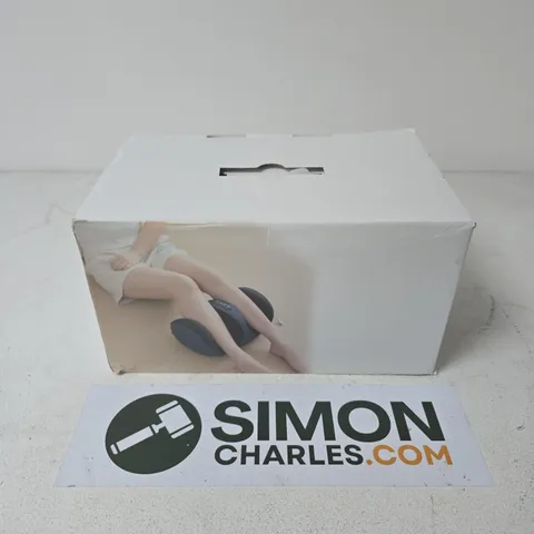 BOXED FOOT MASSAGER IN NAVY