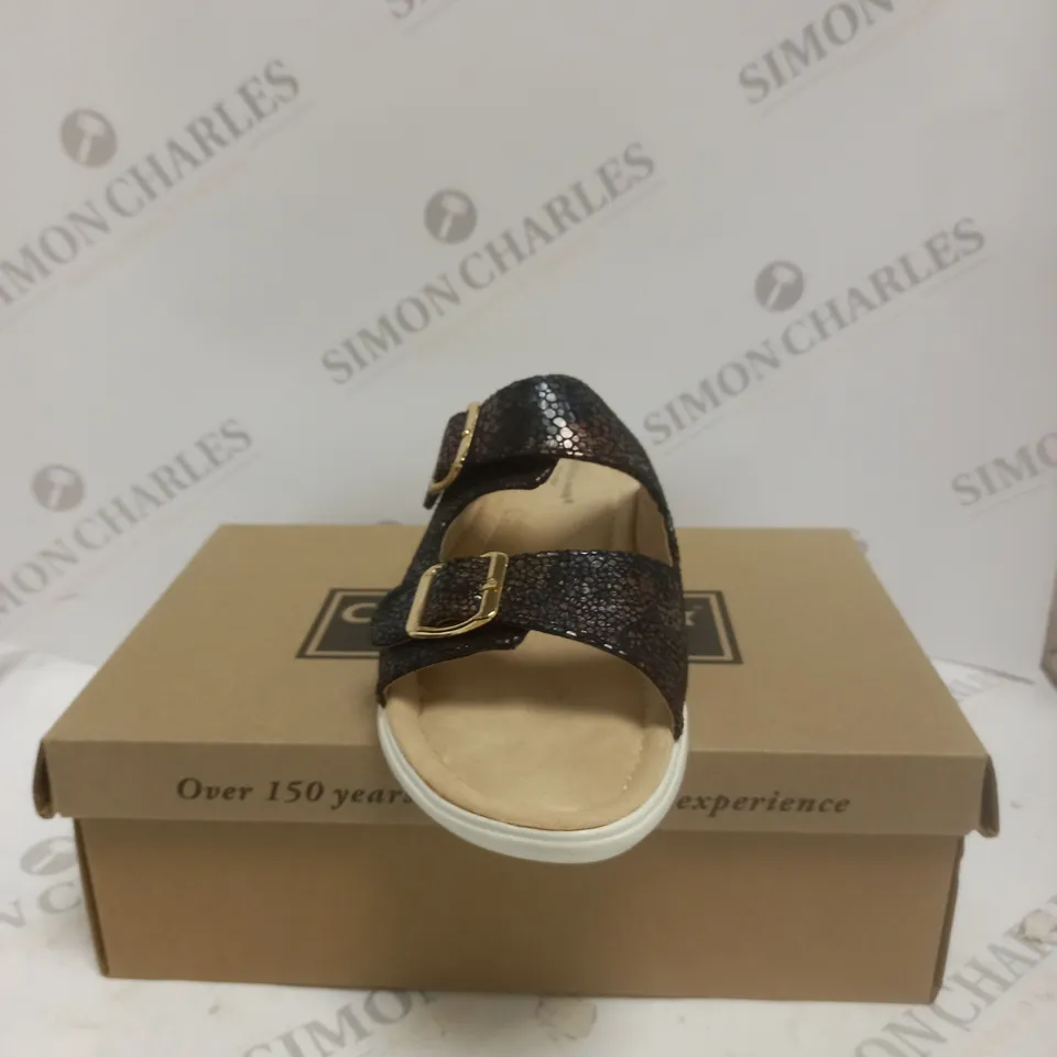 BOXED PAIR OF CUSHION WALK BLACK STRAPPY SANDALS - SIZE 7